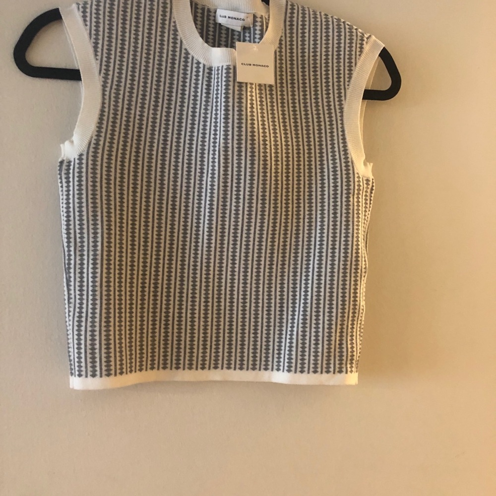 NWT Club Monaco Himalayan Cropped Sweater